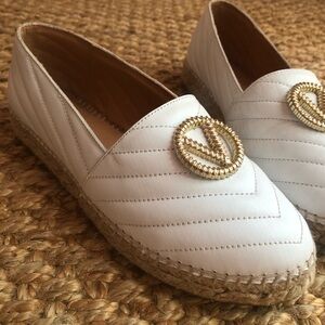 Mario Valentino GUENDALINA LEATHER ESPADRILLE. Size 37